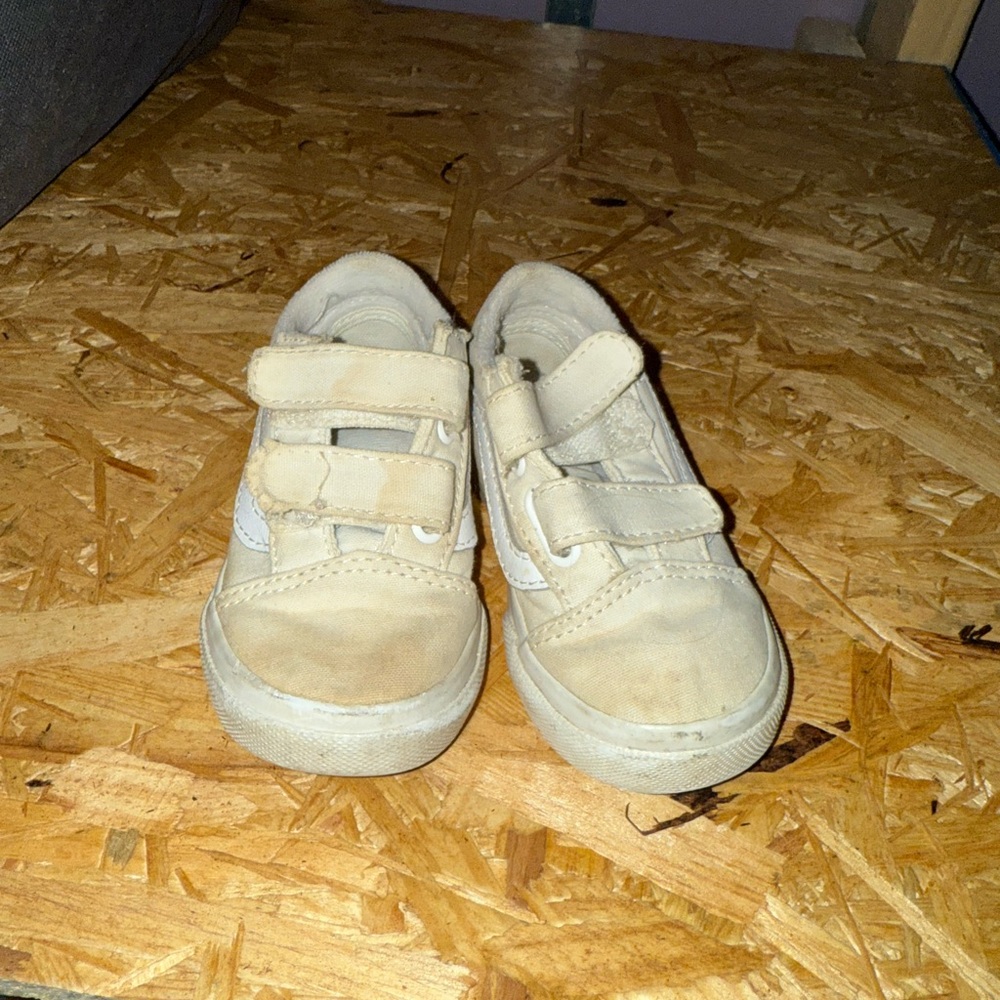 Kids white Velcro Sneakers